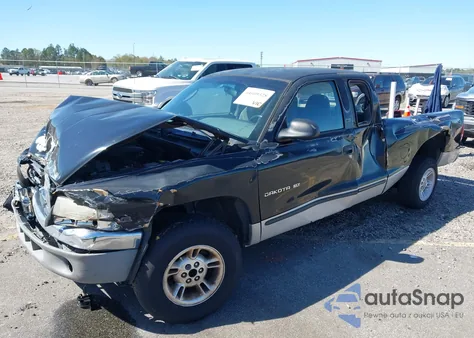 2000 Dodge Dakota Slt/Sport from USA, damaged, VIN 1B7GL22N7YS517693